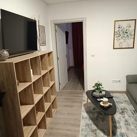 Garden House - Apartamento 203 Com Varanda *